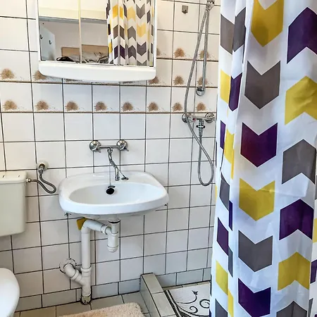 Weller By Interhome *